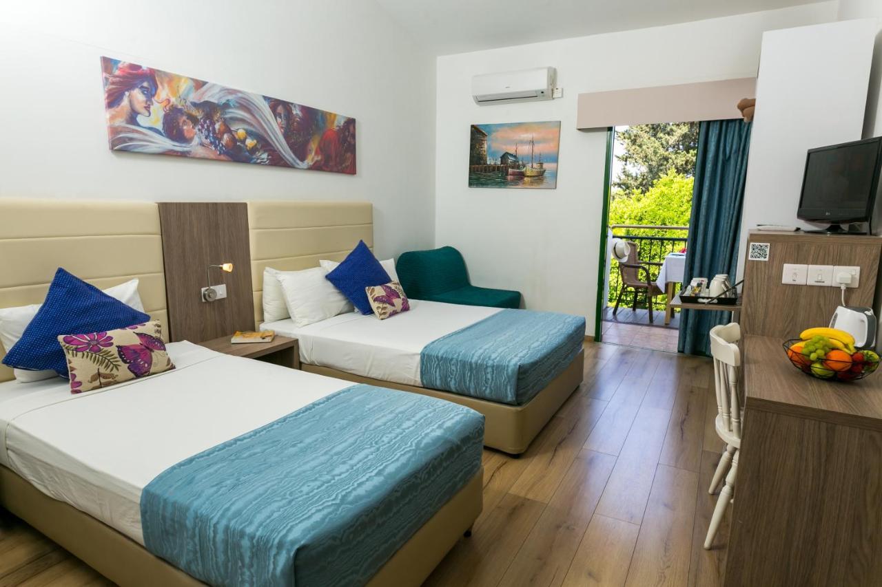 Fitosinn Hotel Geroskipou 外观 照片